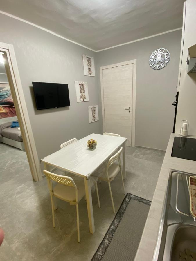 David Home Catania Bagian luar foto